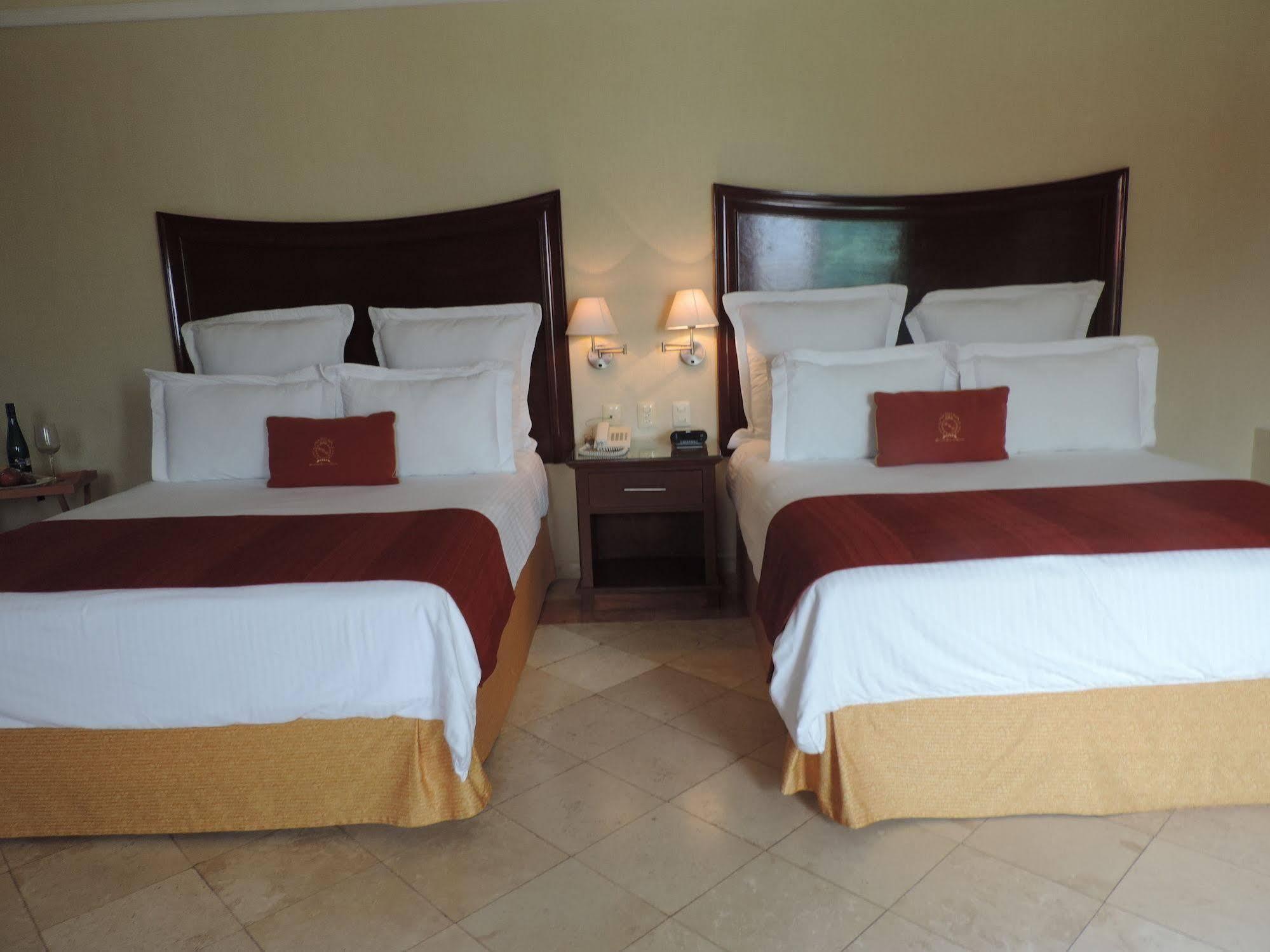 Hacienda Real Del Caribe Hotel Playa del Carmen Exterior photo